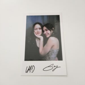 LOOKMHEESONYA Polaroid Officiel The R